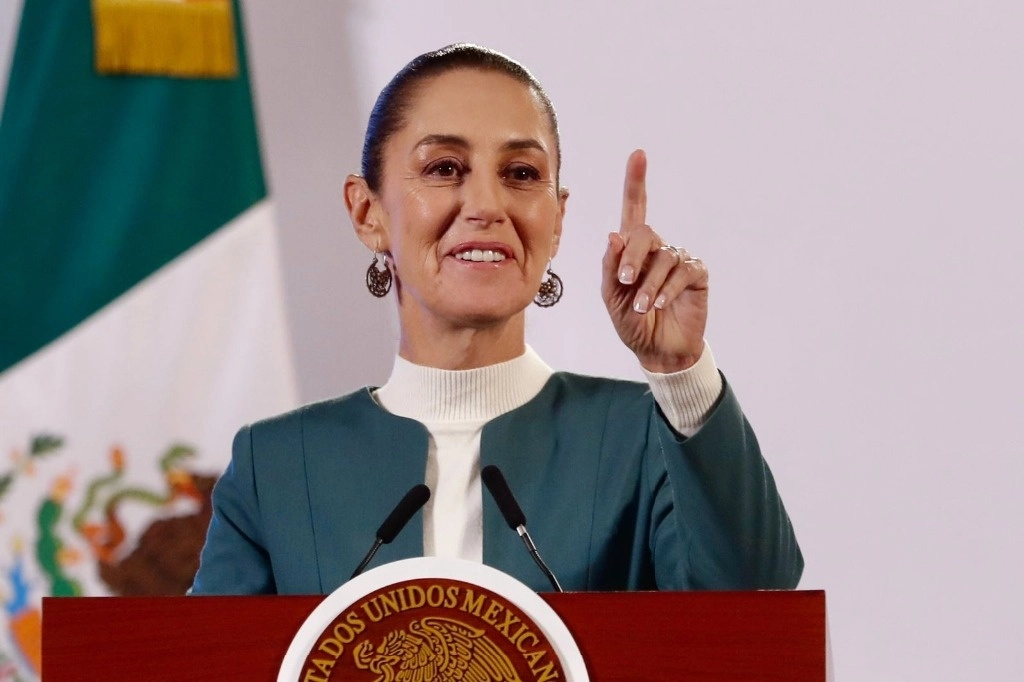 La presidenta de México, Claudia Sheinbaum, durante su conferencia matutina en Palacio Nacional, en la Ciudad de México, el 3 de octubre de 2024. Foto Germán Canseco