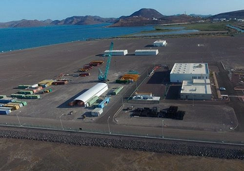 Planta de amoniaco en la bahía de Ohuira, Sinaloa. Foto