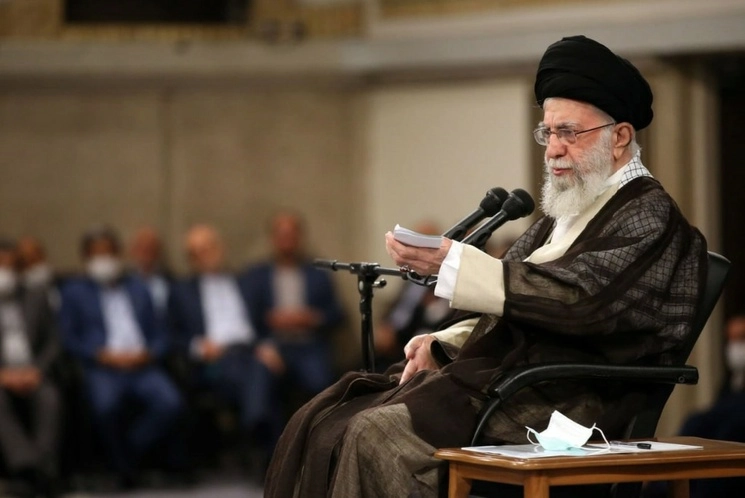 El líder supremo de Irán, el ayatolá Alí Jamenei, ha reiterado este domingo que su país no aspira a construir armas nucleares. Foto Europa Press