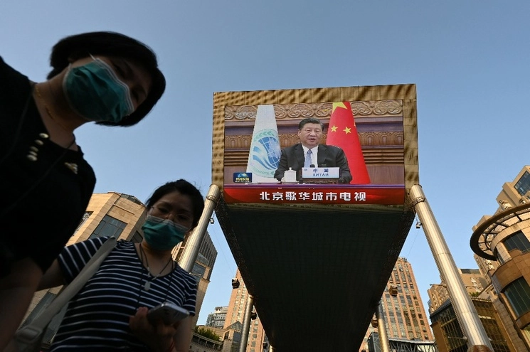 El presidente chino, Xi Jinping, instó a los dirigentes de Rusia, Irán y otros países miembros de la Organización de Cooperación de Shanghái a "salvaguardar la paz regional". La imagen, en Pekín, el 4 de julio de 2023. Foto Afp 