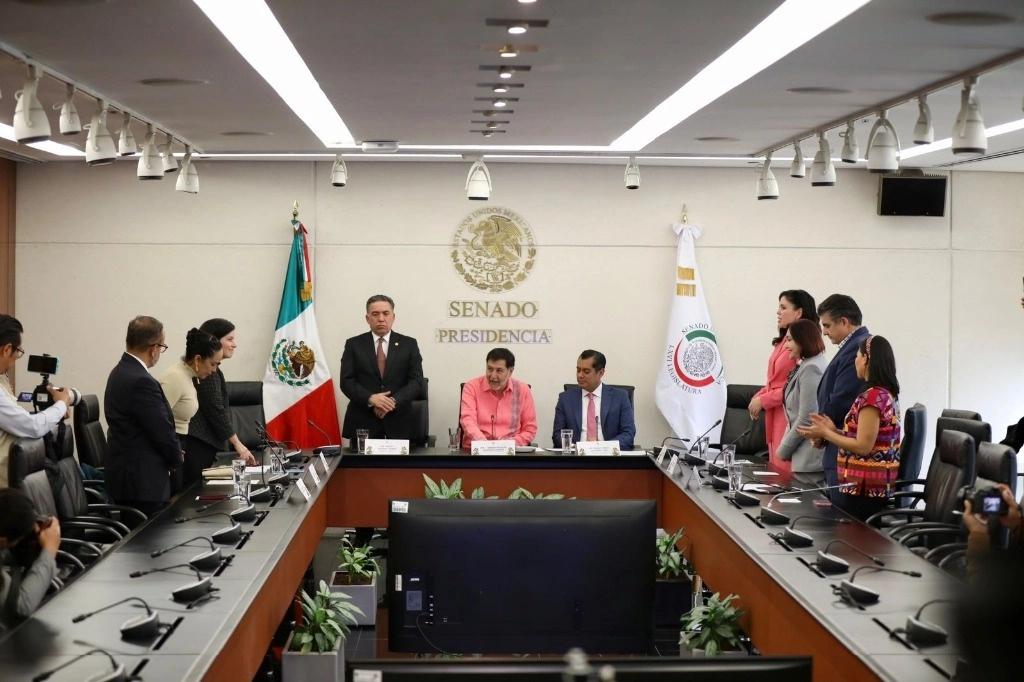 Toma de protesta los integrantes del Comité de evaluación de jueces y magistrados, en el Senado, en la Ciudad de México, el 31 de octubre de 2024. Foto Germán Canseco 