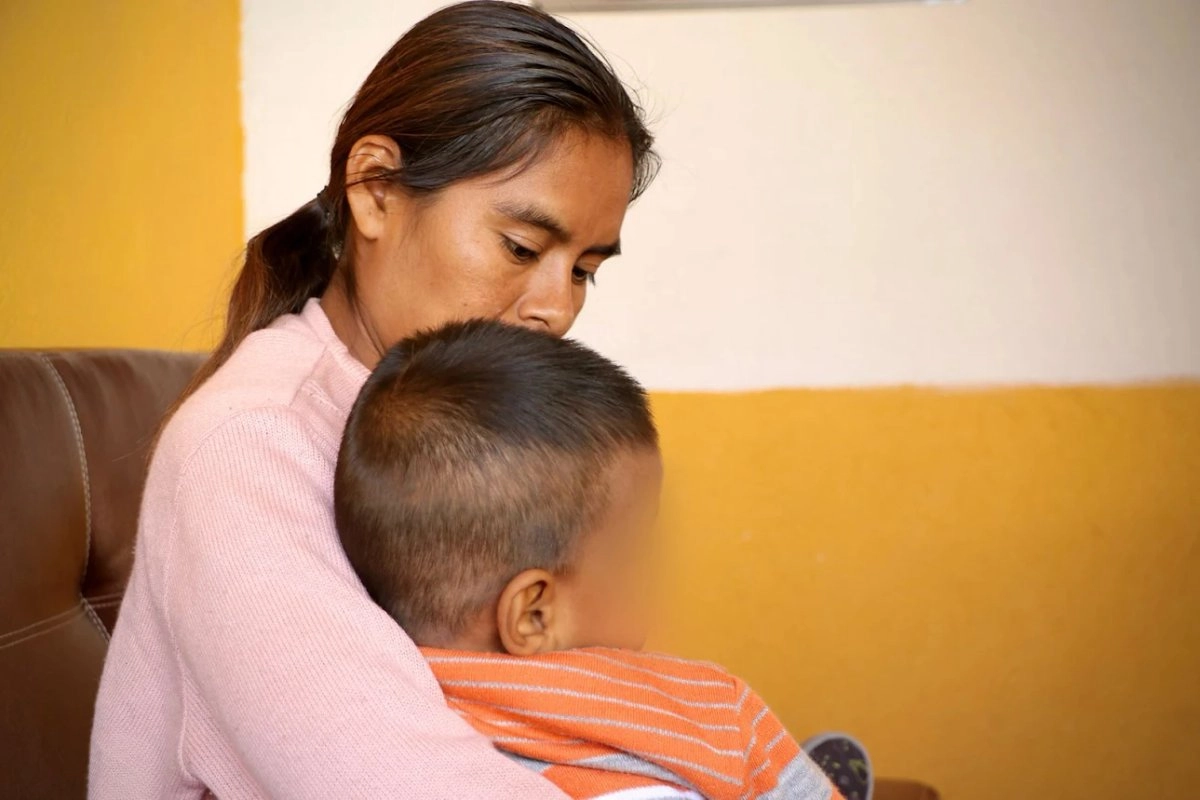 Dos años estuvo separada de su niño y, en ese lapso, el DIF se disponía a darlo en adopción. 