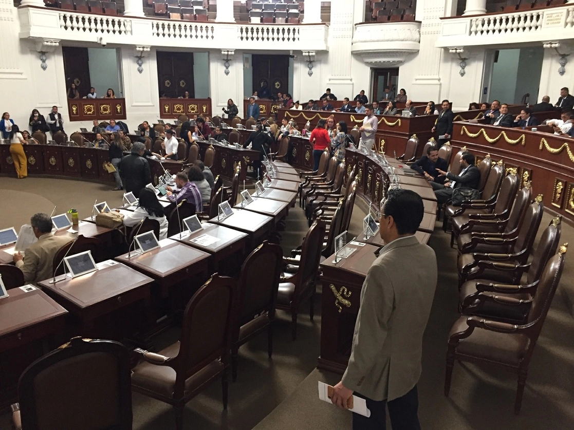 El Congreso de la Ciudad de México tomó protesta al consejo ciudadano de la Comisión de Búsqueda. Foto Guillermo Sologuren 
