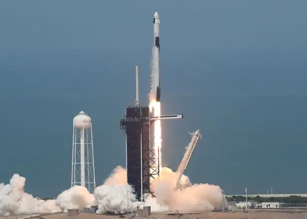 Se están intensificando los preparativos para el lanzamiento de la nave que medirá la altura del mar  el 10 de noviembre a bordo de un Falcon 9 de Space X. Foto Afp / Archivo