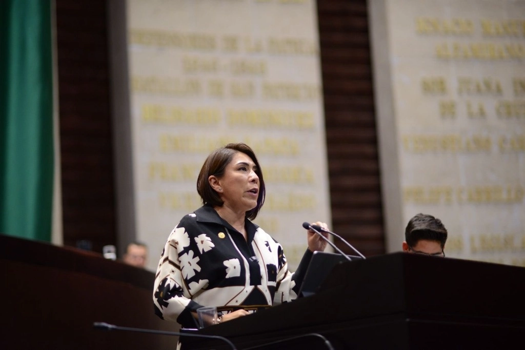 La diputada federal del PVEM, María Luisa Mendoza, sufrió un intento de asalto en la carretera México-Querétaro, a la altura de Tepeji del Río, Hidalgo. Foto Tomada de X @pepecouttolenc / Archivo