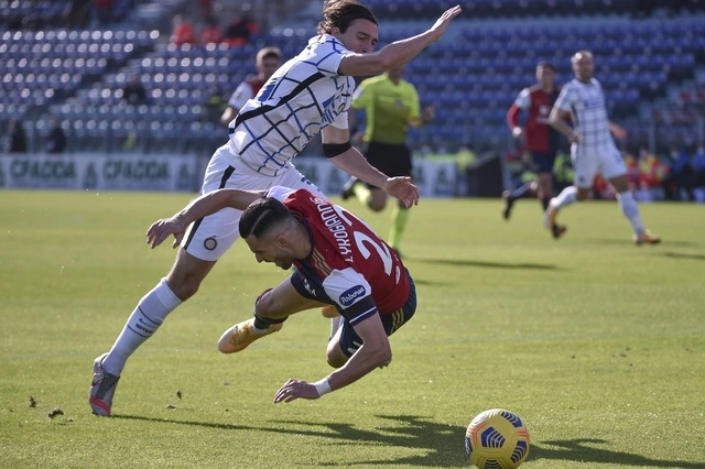 El Inter de Milan y Cagliari se enfrentaron en duelo de la fecha 11 del ‘Calcio italiano’. Foto Ap 