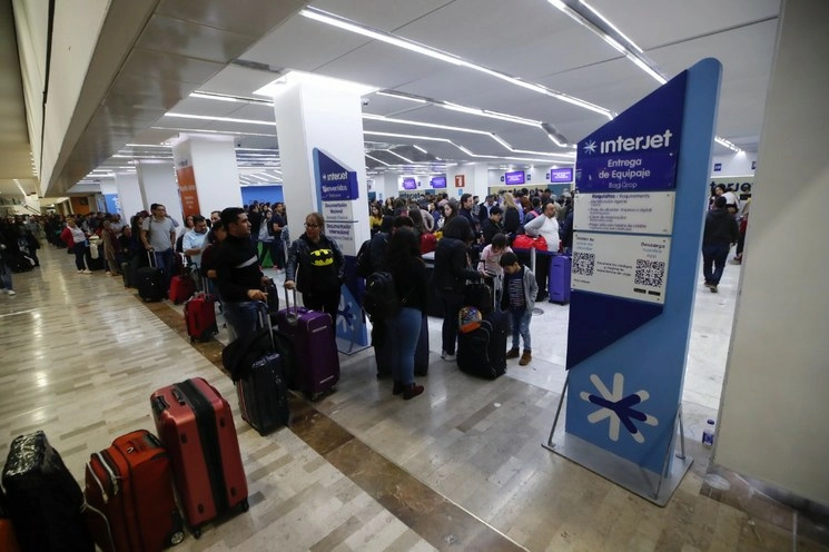 Interjet implementará un plan de prevención para evitar el contagio del Covid-19. Foto Víctor Camacho