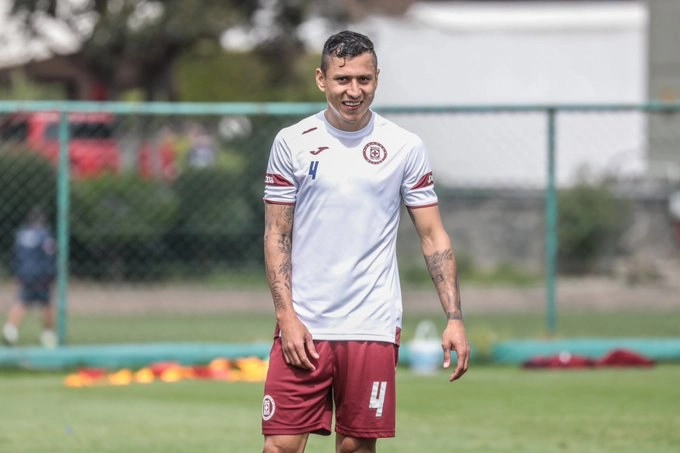 El futbolista ya había tenido coronavirus durante la pretemporada. Foto @CruzAzulCD