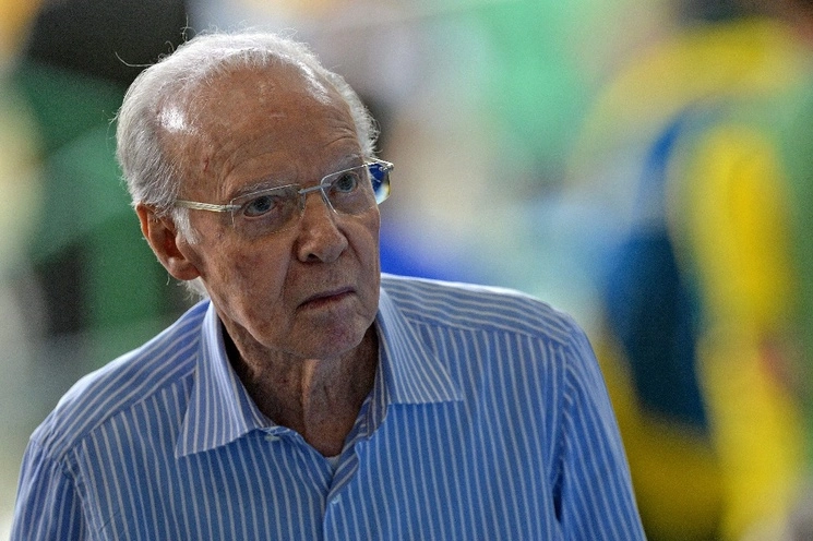La leyenda brasileña del futbol Mário Lobo Zagallo, de 92 años, fue internado en una clínica de Río de Janeiro debido a una infección urinaria. Foto Afp / Archivo