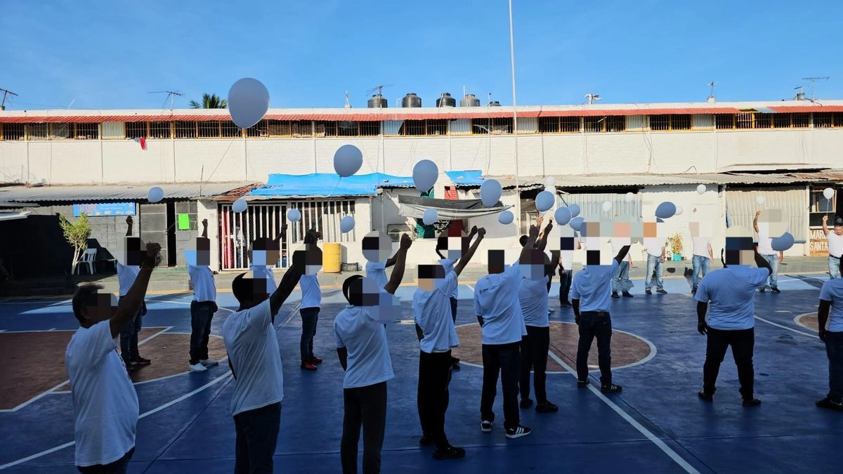 En el marco de la conmemoración del Día Internacional de la Paz internos del penal de Nayarit hicieron un llamado a la convivencia armónica. Foto 