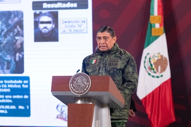 El titular de Sedena, Luis Cresencio Sandoval en imagen de archivo. Foto Pablo Ramos
