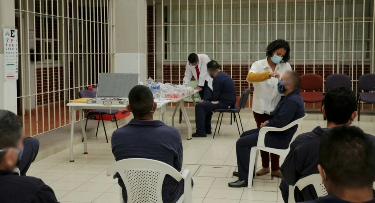 Atención a internos de un Centro Penitenciario en la CDMX. Foto cortesía / Archivo 