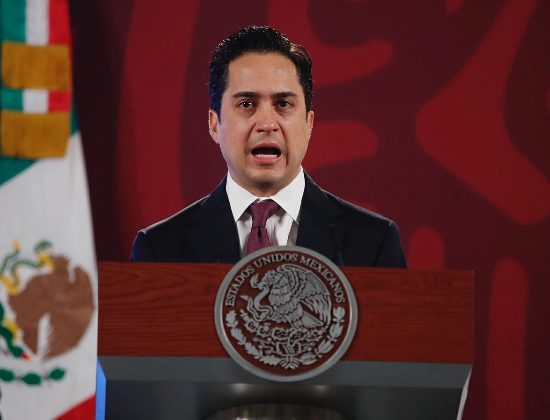El director General de Banobras, Jorge Mendoza Sánchez, durante la conferencia presidencial matutina en Palacio Nacional, en la Ciudad de México, el 3 de noviembre de 2022. Foto Cristina Rodríguez