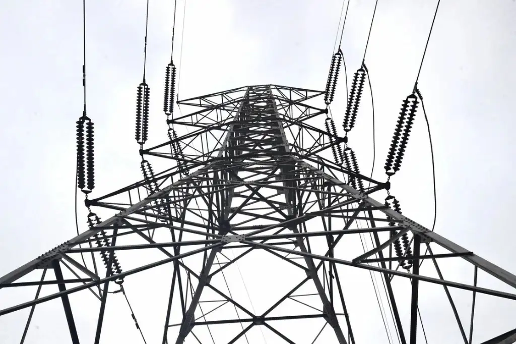 Torre de energía en la Ciudad de México, en imagen de archivo.