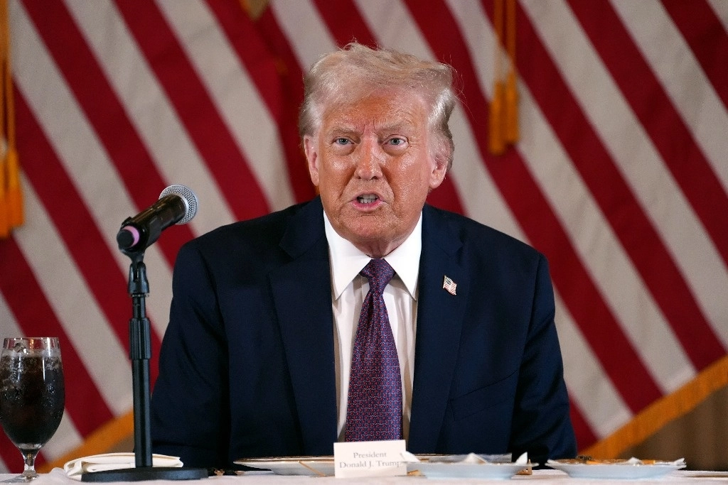 La presidenta, Claudia Sheinbaum, aseguró que pese a la llegada de Donald Trump al gobierno de EU, en México continuarán las inversiones a nivel nacional como las de capital extranjero. Foto Ap
