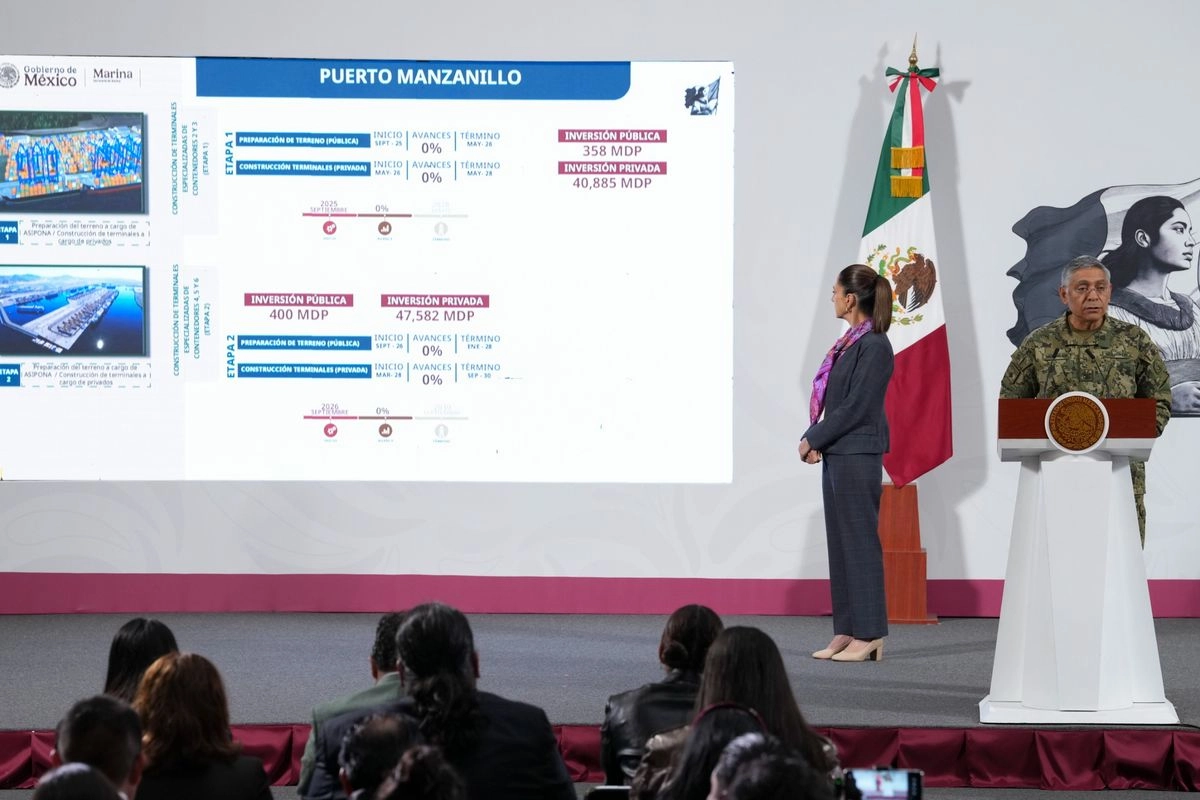 El secretario de Marina, Raymundo Pedro Morales, durante la conferencia matutina desde Palacio Nacional, en la Ciudad de México, el 23 de julio de 2025. 