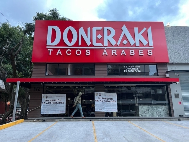 Sucursal de tacos árabes Doneraki en la colonia Escandón. Foto Víctor Camacho
