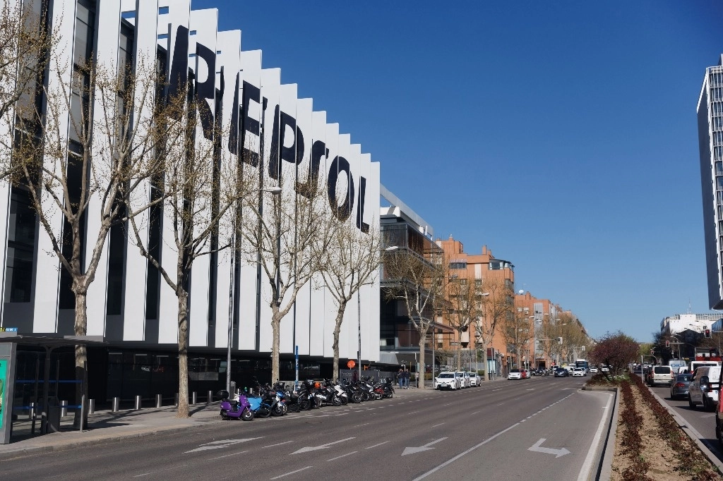 Sede de Repsol en Madrid, España, en marzo de 2023. Foto Europa Press