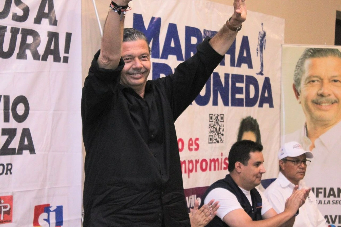Octavio Pedroza Gaitán, candidato del PRI, PAN y PRD a la gubernatura de SLP. Foto tomada del Twitter @octaviopedroza / Archivo