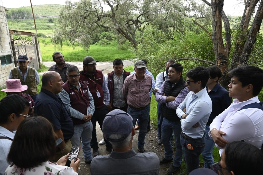 Pretenden elaborar un mapa geológico de las zonas afectadas, cuya intención es conocer a detalle los sitios donde se registran los epicentros de los estallidos. Foto 'La Jornada'