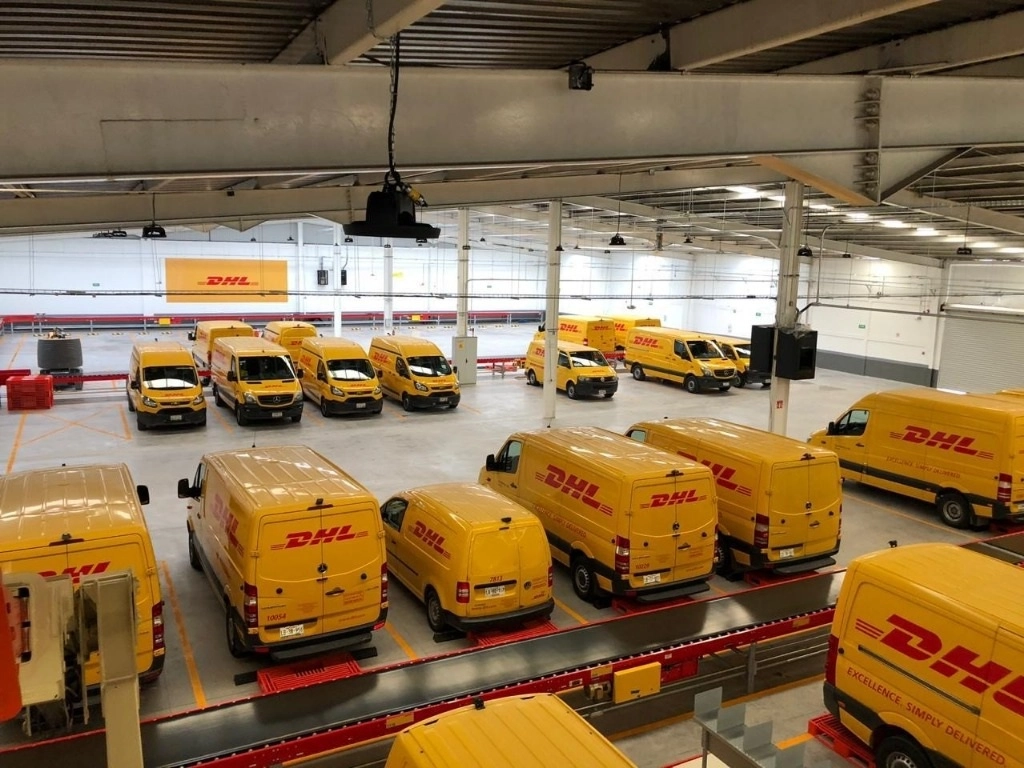 En 2020, se incrementó en 22% el número de unidades terrestres con respecto al año anterior. Foto. DHL Express México. 