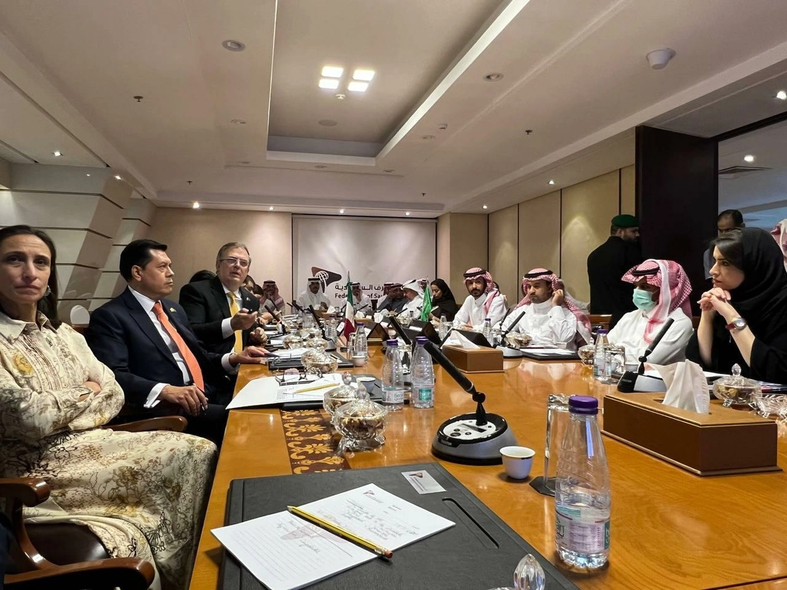 Empresarios mexicanos y sauditas hablaron de las amplias oportunidades de negocios e inversiones recíprocas, el 24 de marzo de 2022. Foto tomada del Twitter de @SRE_mx