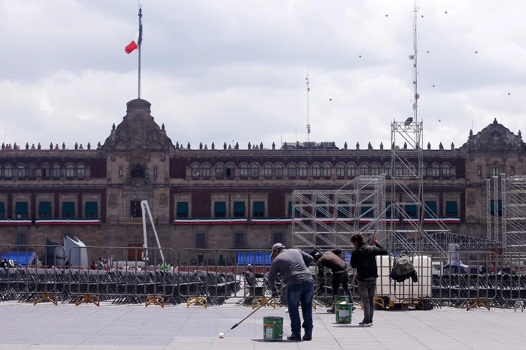 Preparativos para el festejo del grito de Independencia en el Zócalo capitalino, en imagen del 11 de septiembre de 2024. Foto José Antonio López