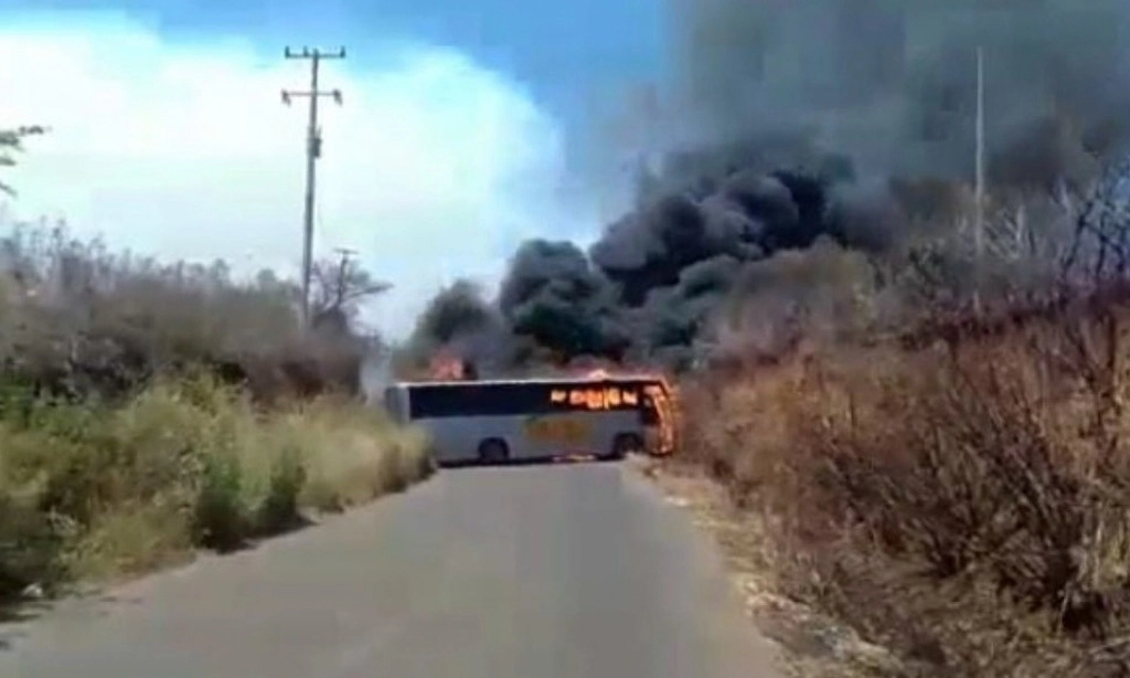 En imagen de archivo, bloqueos en Mazamitla, Jalisco. Foto Cuartoscuro