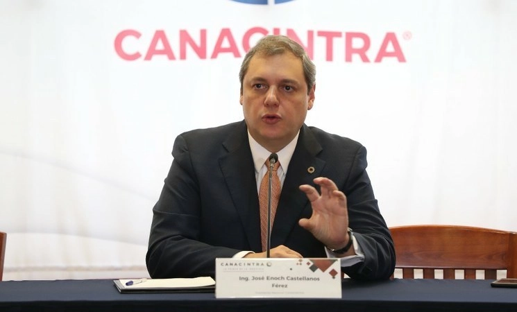 Enoch Castellanos Férez, presidente de Canacintra. Foto María Luisa Severiano /Archivo