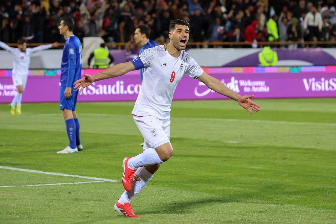 Mehdi Taremi marcó los dos goles del ‘Team Melli’ en la segunda parte del partido. El combinado asiático disputará su cuarta Copa del Mundo consecutiva. Imagen del 25 de marzo de 2025. Foto