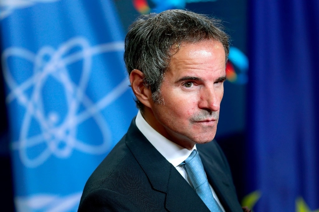 Rafel Mariano Grossi, director General de la Agencia Internacional de Energía Atómica (OIEA) durante una conferencia de prensa, el 26 de octubre de 2020. Foto Afp