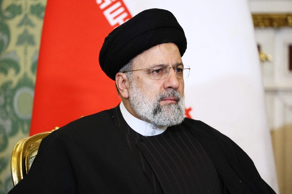 En esta fotografía distribuida por la agencia de noticias rusa Sputnik el 7 de diciembre de 2023, el presidente de Irán, Ebrahim Raisi. Foto Afp
