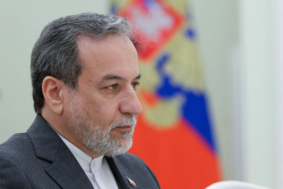 El ministro de Asuntos Exteriores iraní, Abbas Araghchi, asiste a una reunión con el presidente ruso en Moscú, el 23 de junio de 2025. Foto  