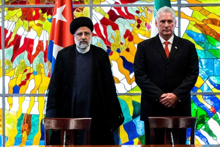 Encuentro en La Habana entre los presidentes Ebrahim Raisi y Miguel Díaz-Canel, el 15 de junio de 2023. Foto Afp 