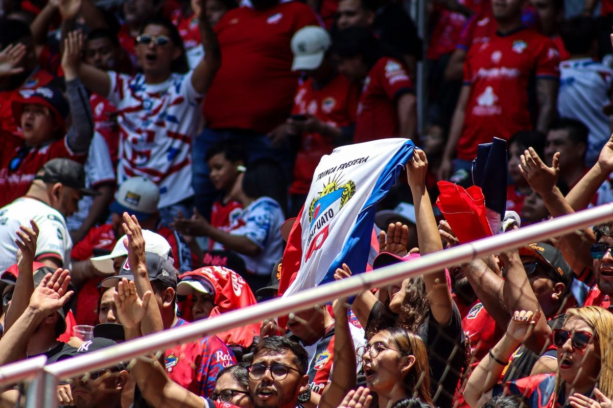 La afición de la Trinca es parte importante del renacimieno del equipo. Foto