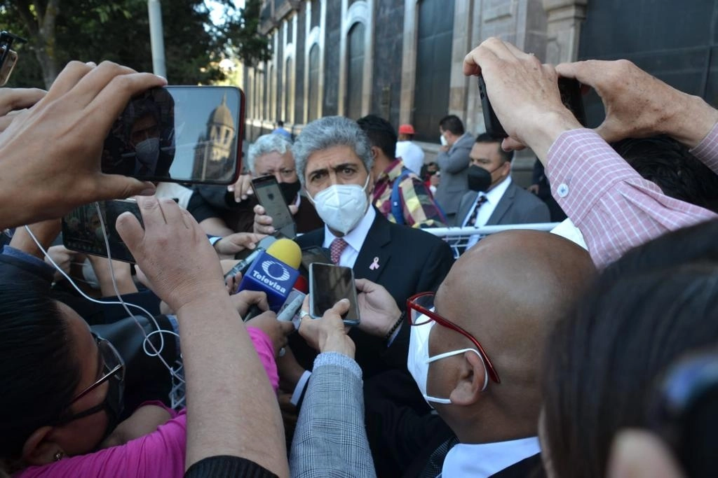 El secretario General de Gobierno del Estado de México, Ernesto Nemer Alvarez, rechazó los señalamientos del senador Higinio Martínez hacia el gobernador Alfredo Del Mazo. Foto La Jornada