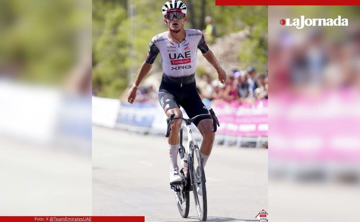 Isaac del Toro llegó en el lugar 37 en la segunda etapa de la Vuelta a Burgos; el mexicano se vio bien físicamente tras sufrir una caída durante la primera jornada de la competencia. Foto 