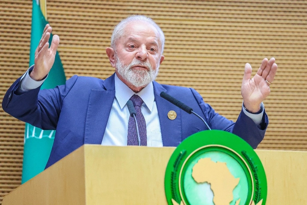 El presidente brasileñ,o Luiz Inácio Lula Da Silva, durante la 37 Sesión Ordinaria de la Asamblea de la Unión Africana,  en Addis Aneba, el 17 de febrero de 2024. Foto Afp 