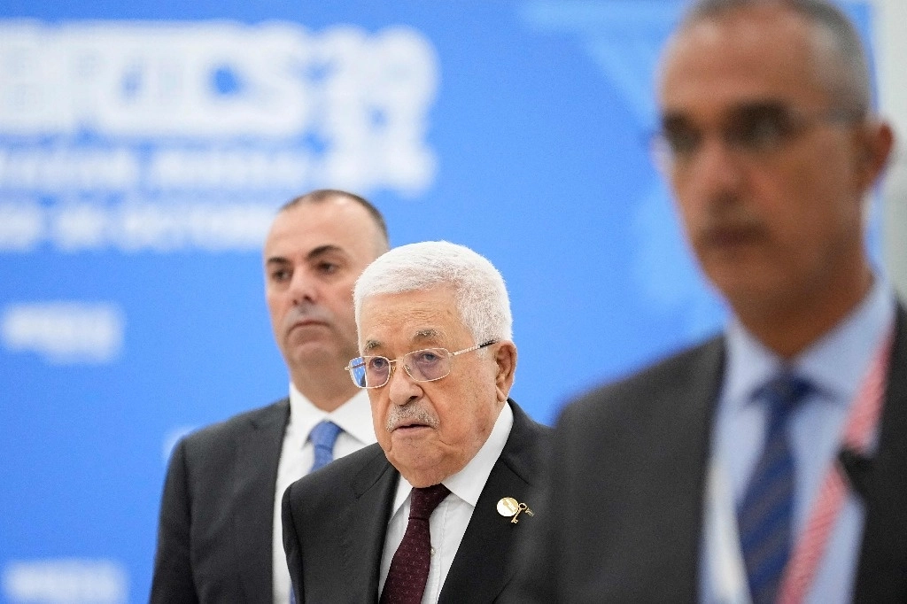 El gobierno de Israel se ha propuesto “vaciar” de palestinos la franja de Gaza, afirmó Mahmud Abás, invitado a la reunión plenaria de la 16 Cumbre de los BRICS+, el 24 de octubre de 2024. Foto Alexander Zemlianichenko / Pool / Afp