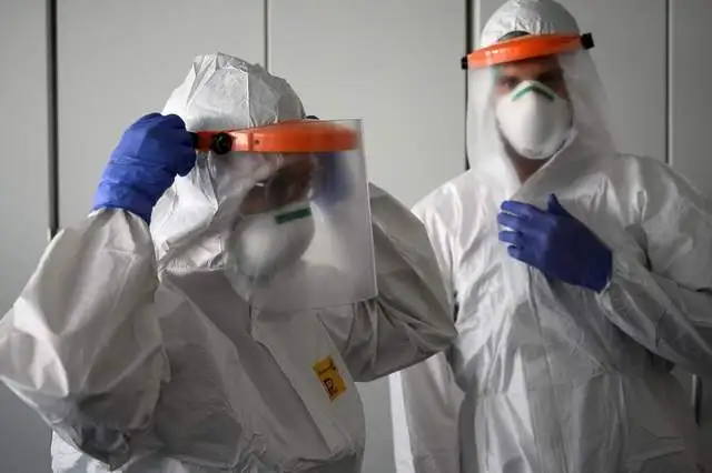 Italia, el país más golpeado por la pandemia de coronavirus, decidió prolongar el confinamiento hasta el 12 de abril. Foto Afp 