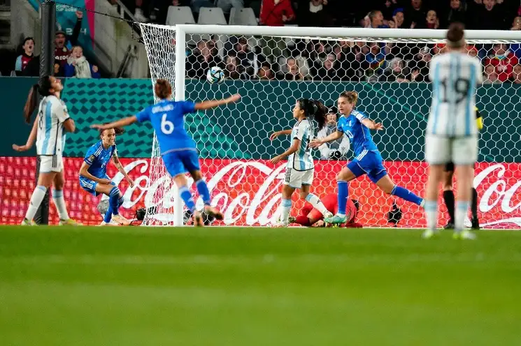 Argentina e Italia iniciaron las actividades del Grupo G en el Mundial Femenil, el 24 de julio de 2023. Foto Ap
