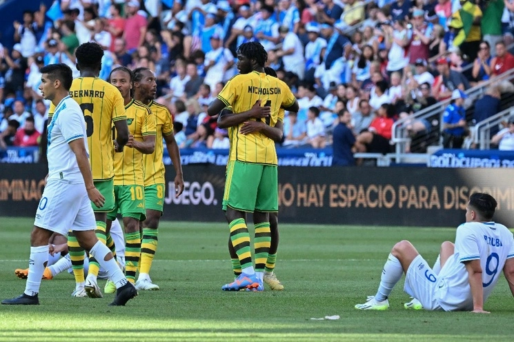 Jamaica derrotó1-0 a Guatemala y se confirmó como rival de México en las semifinales de la Copa Oro. Foto Afp