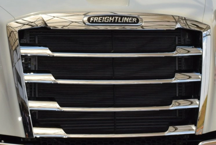 Freightliner lidera la lista con 139 unidades pesadas importadas en abril. Foto Archivo/Lilián Anaya. 