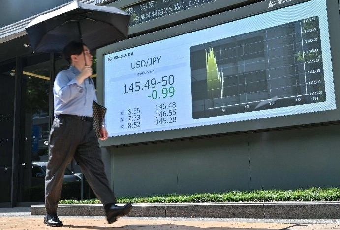 Los dirigentes monetarios optaron por dedicar más tiempo a evaluar cómo las perspectivas de mayores aranceles estadounidenses afectarían a su economía. Foto 