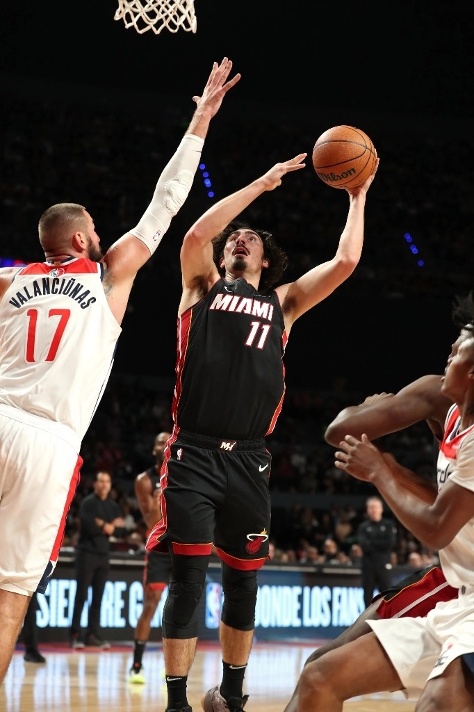 El nombre de Jáquez se ha convertido en un imán para atraer a los seguidores tricolores a la NBA. Foto tomada de X @NBAMEX.