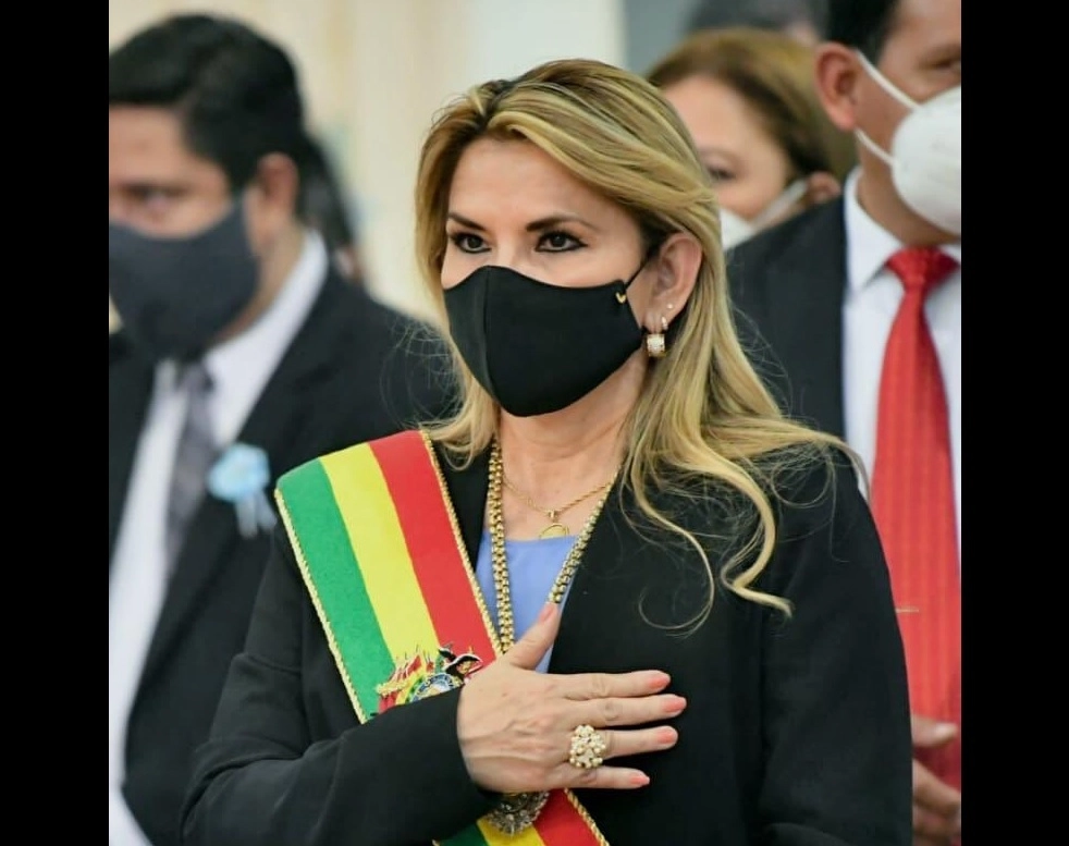 Jeanine Añez se encontraba muy por detrás en las preferencias electorales rumbo a los comicios de octubre. Foto Tomada del Twitter @JeanineAnez