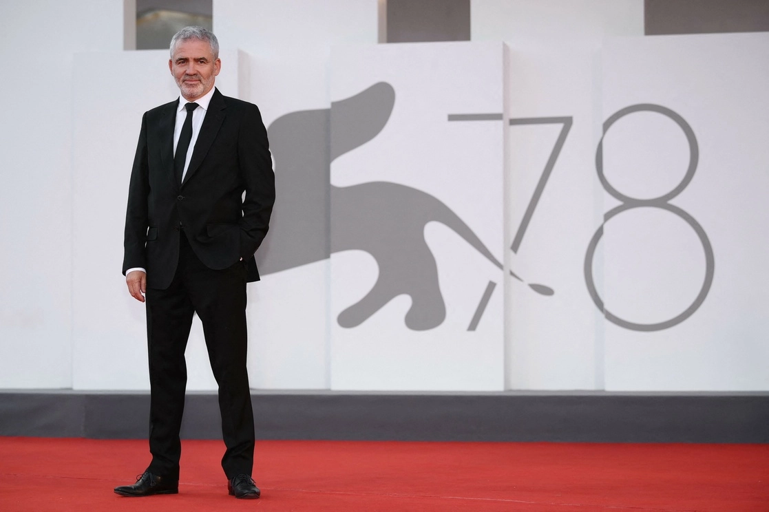 El director francés Stéphane Brizé momentos antes de la proyección de su película ‘Another World’ en el Festival de Cine de Venecia. Foto Afp