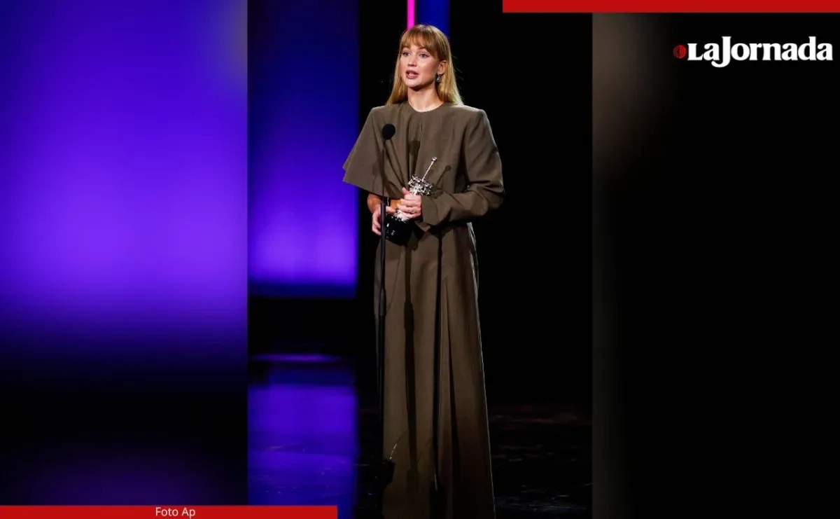 La actriz Jennifer Lawrence fue galardonada con el Premio Donostia en el 73 Festival Internacional de Cine de San Sebastián. Foto 