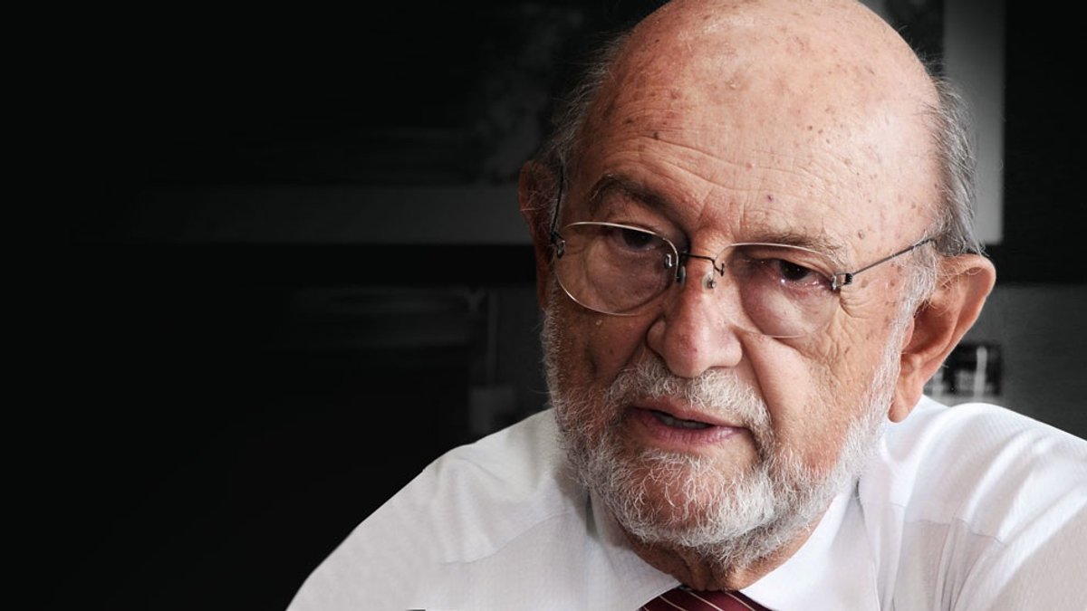 Víctor M. Toledo