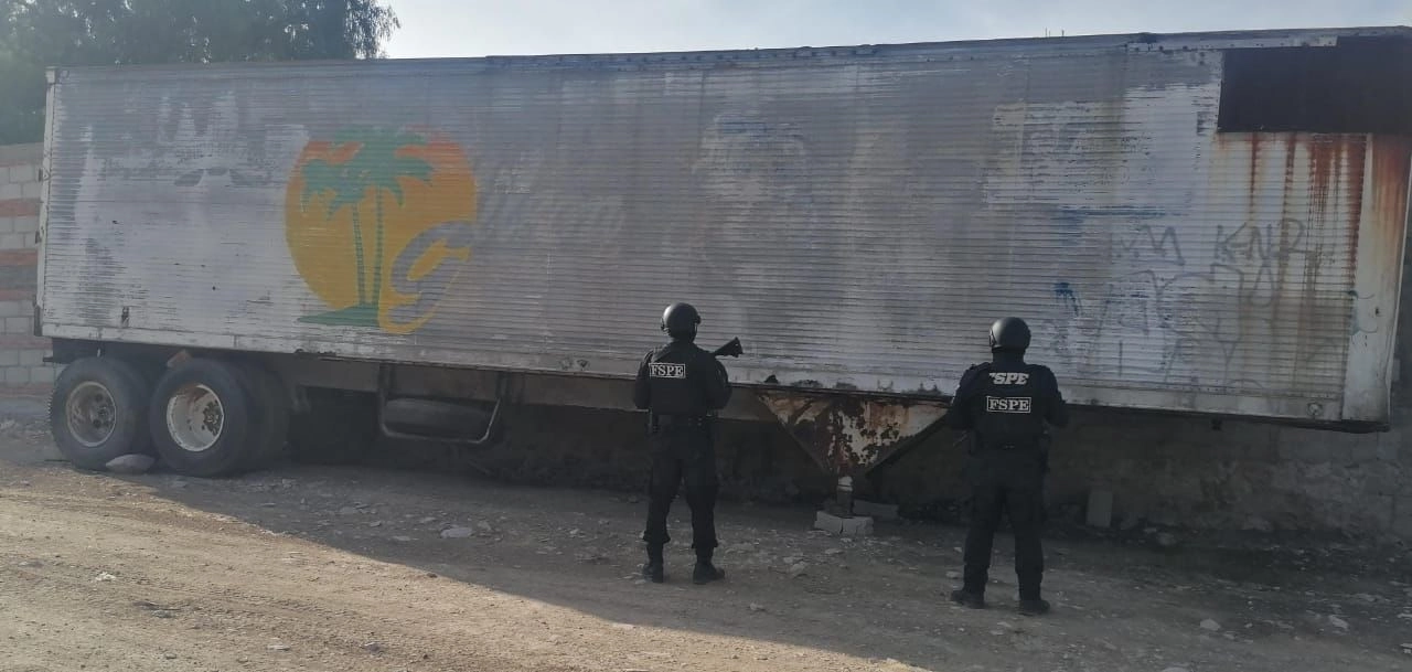 Fidel Armando Ruiz Ramírez, edil de Juventino Rosas, señaló que el joven que se suicido en la zona de barandillas de la presidencia municipal, era su conocido. Foto Tomada de X 
